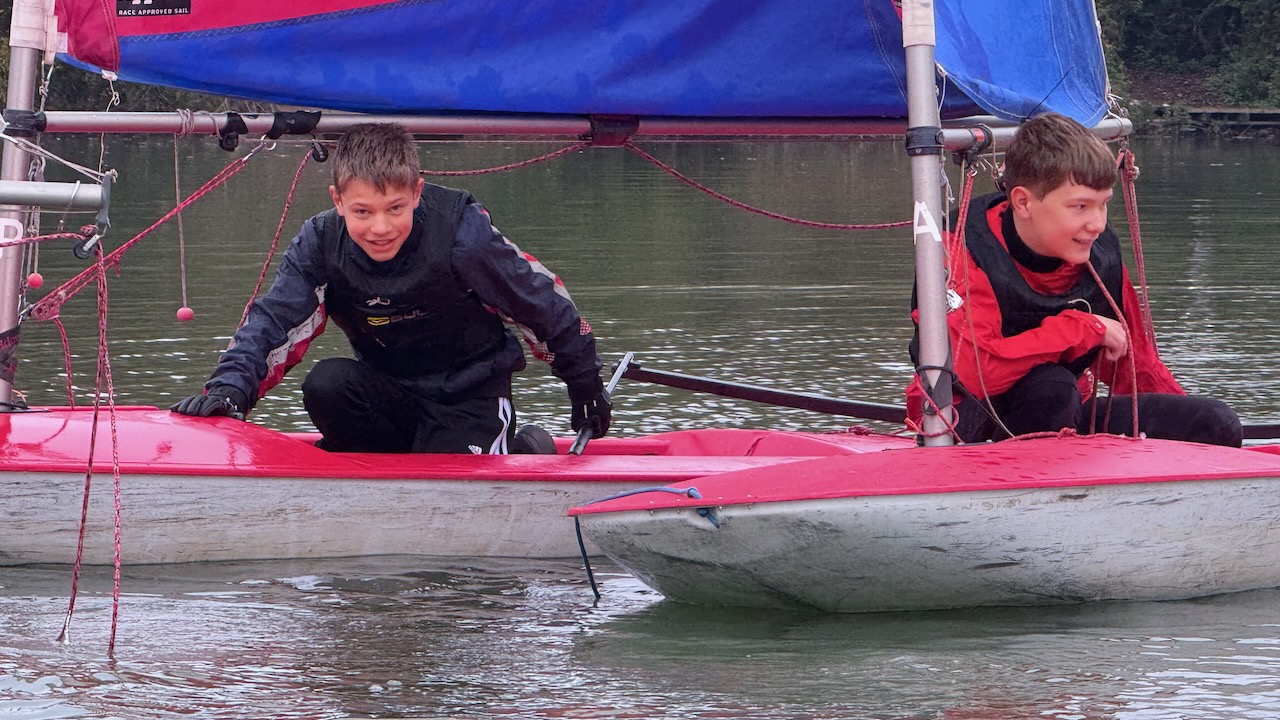 Sunday Sailing October 2024 - Photo 40